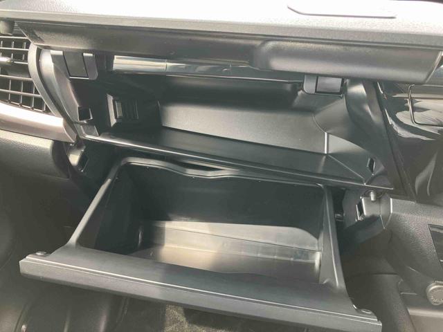 ハイラックスＺ走行距離無制限１２ヶ月保証付き　リヤカメラ　ＵＳＢ接続　切替４ＷＤ　定期点検記録簿　ミュージックプレイヤー接続可　ＢＴ接続　イモビライザー　アルミ　ＥＴＣ搭載　メモリーナビ　ＤＶＤ再生　ターボ車　禁煙（大分県）の中古車
