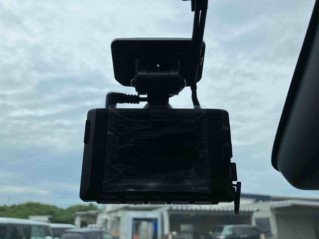 ハイラックスＺ走行距離無制限１２ヶ月保証付き　リヤカメラ　ＵＳＢ接続　切替４ＷＤ　定期点検記録簿　ミュージックプレイヤー接続可　ＢＴ接続　イモビライザー　アルミ　ＥＴＣ搭載　メモリーナビ　ＤＶＤ再生　ターボ車　禁煙（大分県）の中古車