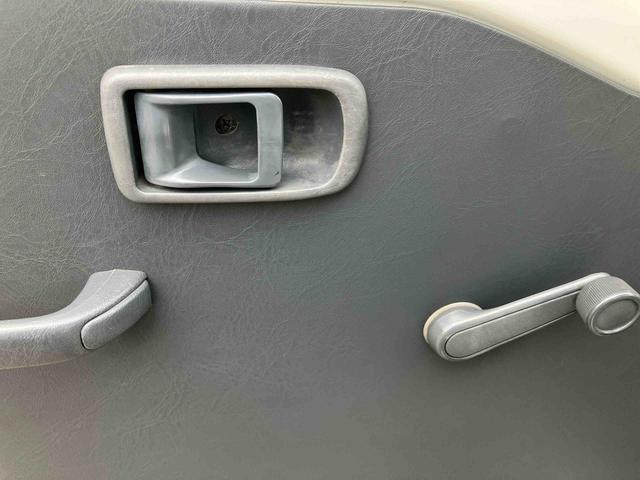 ハイゼットトラックスペシャル　農用パック３か月以内または３，０００ｋｍまで保証付き！　パートタイム４ＷＤ　禁煙車（大分県）の中古車