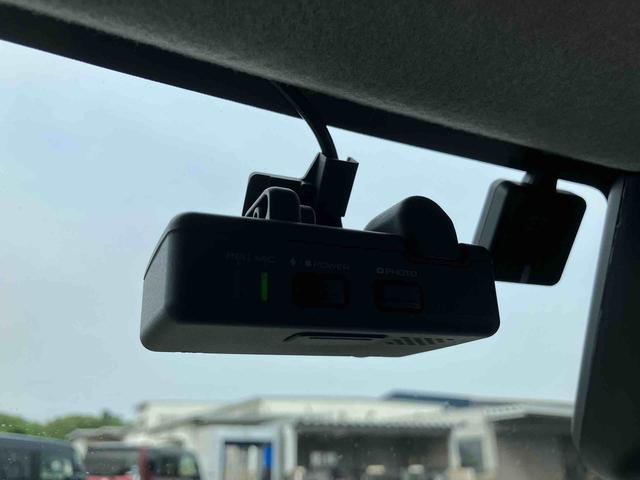 ムーヴキャンバスＸリミテッドメイクアップ　ＳＡIII走行距離無制限１２ヶ月保証付き　ＬＥＤ　禁煙　ＵＳＢ　レーンアシスト　ＥＴＣ車載器　ブルートゥース　ＥＳＣ　Ｂカメラ　盗難防止装置　キーフリーシステム　ＤＶＤ再生　オートマチックハイビーム　エアバック（大分県）の中古車