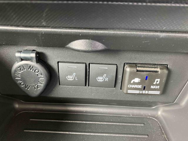 ロッキープレミアムＧ　ＨＥＶ走行距離無制限１２ヶ月保証付き　ブルートゥースオーディオ　Ｂモニ　Ｄレコ　被害軽減ブレーキ　車線逸脱警報装置　ＥＴＣ付　ナビ付　イモビライザ　キ−フリ−　ＵＳＢポート　Ｓヒーター　衝突安全ボディ　禁煙（大分県）の中古車