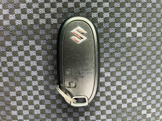 ハスラーＦリミテッドII走行距離無制限１２ヶ月保証付き　ＵＳＢ接続　禁煙　横滑り防止　ブルートゥース　セキュリティ　バックカメラ　ｉ−ｓｔｏｐ　ＤＶＤ　キーレス　エアバッグ　ＡＢＳ　Ｗエアバック　オートライト　記録簿　ＡＵＸ（大分県）の中古車