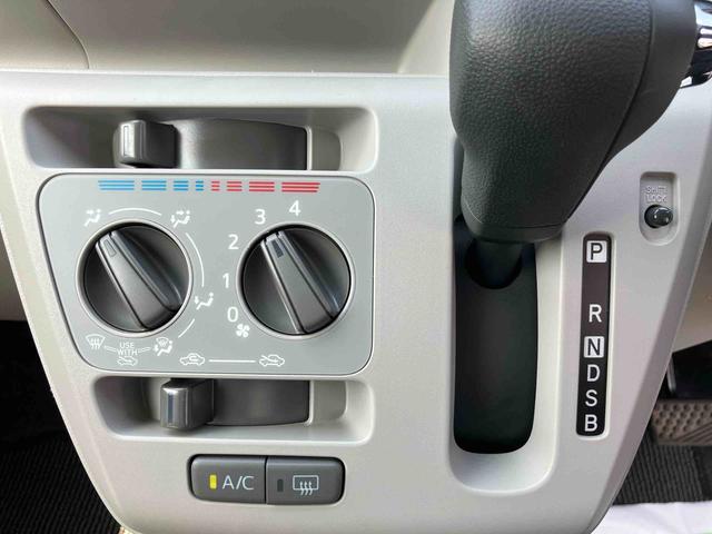 ミライースＸ　ＳＡIII　ワンオーナー走行距離無制限１２ヶ月保証付き　オーディオなし　バックカメラ付き　コーナーセンサー搭載　アイドリングストップ車　オートライト　オートハイビーム（大分県）の中古車