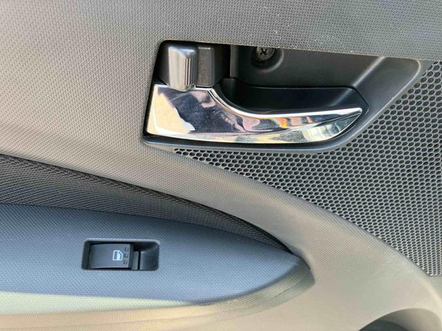 ムーヴＬ　ＶＳスマートセレクションＳＮアウトレット車　外装現状渡し　３か月以内または３，０００ｋｍまで保証付き　ナビゲーション搭載　アイドリングストップ車　プッシュスタートボタン（大分県）の中古車