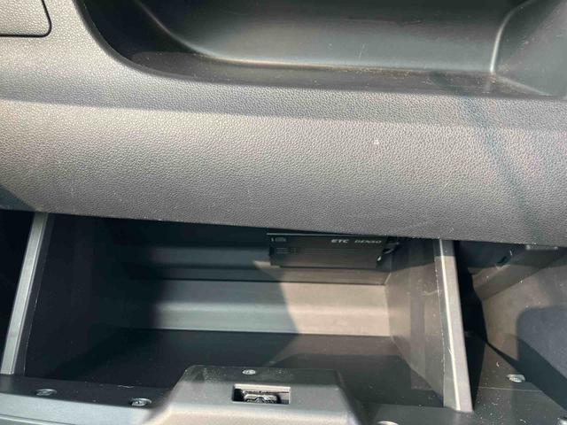 タントカスタムＲＳ　トップエディションＶＳ　ＳＡIII走行距離無制限１２ヶ月保証付き　レーンキープアシスト　ブルートゥース　シートヒータ　セキュリティアラーム　両側電動ドア　記録簿有　オートハイビーム　ＤＶＤ　メモリーナビ　ＵＳＢ　スマートキー　ＥＴＣ（大分県）の中古車