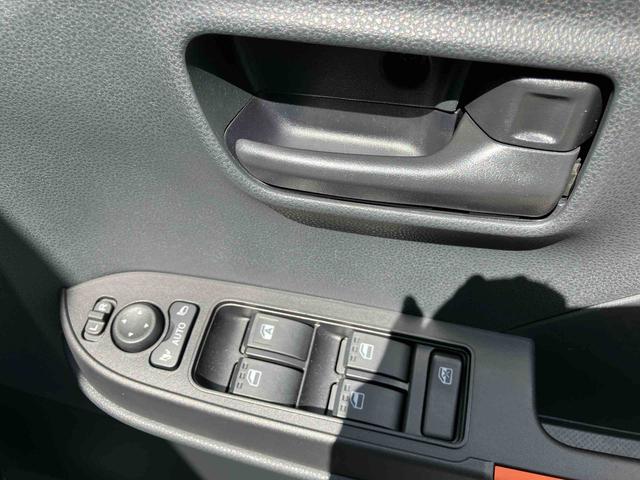 タントファンクロス　ワンオーナー走行距離無制限１２ヶ月保証付き　ブルートゥース　シートＨ　誤発進抑制装置　ワンオーナー車　ＡＨＢ　両側パワースライドドア　バックモニタ−　ＵＳＢ　ＬＥＤライト　車線逸脱警報　キーレスキー　セキュリティ（大分県）の中古車