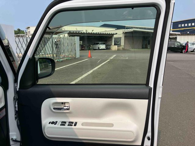 ムーヴキャンバスストライプスＧ　ワンオーナー走行距離無制限１２ヶ月保証付き　追突軽減ブレーキ　禁煙　バックカメラ付　ＬＥＤライト　イモビライザー　車線逸脱警告　シートヒータ　スマートキー　キーレスエントリー　オートＬＥＤ　オートライト（大分県）の中古車