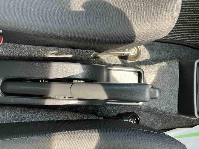 ミライースＸ　ＳＡIII　ワンオーナー走行距離無制限１２ヶ月保証付き　オーディオなし　バックカメラ付き　コーナーセンサー搭載　アイドリングストップ車　オートライト　オートハイビーム（大分県）の中古車
