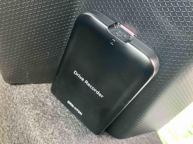 タントカスタムＲＳ走行距離無制限１２ヶ月保証付き　Ｉストップ　衝突安全ブレーキ　ブルートゥースオーディオ　ＬＤＷ　ナビ付き　両側Ｐスライドドア　点検記録簿　クルーズコントロール　ハイビームアシスト　禁煙　シートヒータ（大分県）の中古車