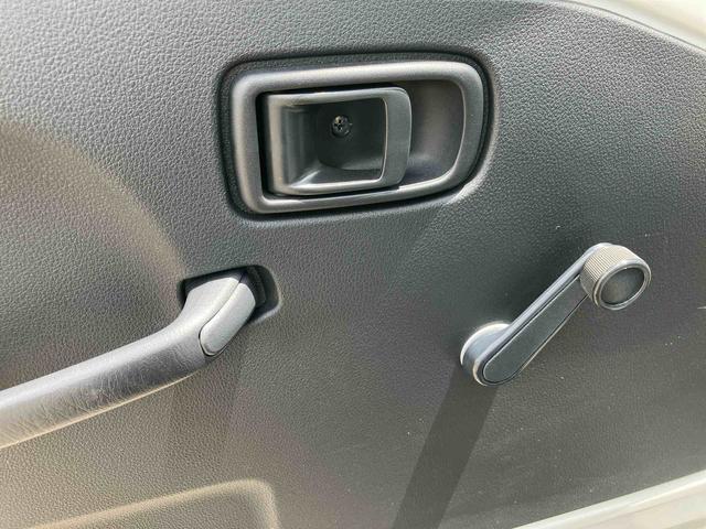 ハイゼットトラックスタンダード　ワンオーナー走行距離無制限１２ヶ月保証付き　デュアルエアバック　アイドルストップ　禁煙車　ワンオーナ　マニュアルエアコン　横滑り防止装置　オートライト　パートタイム４ＷＤ　衝突軽減ブレーキ　シングルエアバック（大分県）の中古車