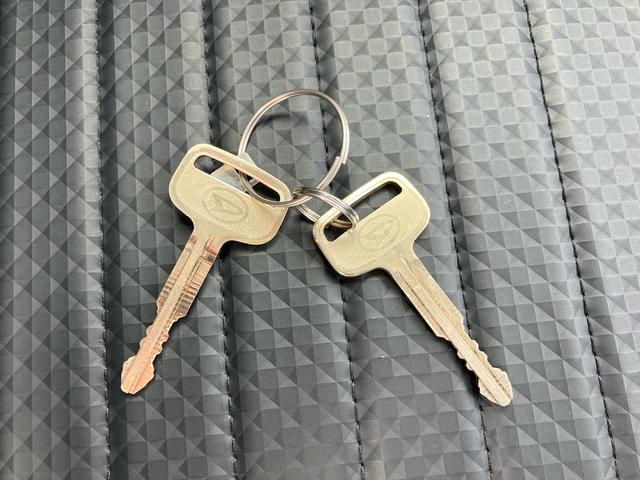 ハイゼットトラックスタンダード　農用スペシャル走行距離無制限１２ヶ月保証付き　点検記録簿　ワンオーナー車　レーンアシスト　デュアルエアバック　エコアイドル　衝突回避支援ブレーキ機能　スーパーデフロック　オートライト　オートマチックハイビーム（大分県）の中古車