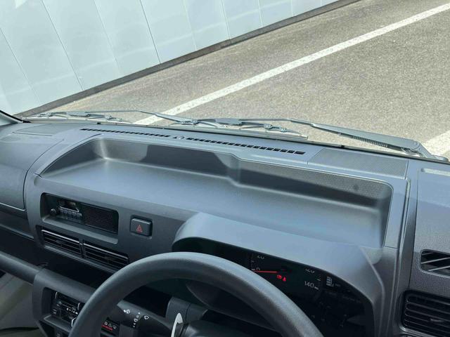 ハイゼットトラックスタンダード　ワンオーナー走行距離無制限１２ヶ月保証付き　デュアルエアバック　アイドルストップ　禁煙車　ワンオーナ　マニュアルエアコン　横滑り防止装置　オートライト　パートタイム４ＷＤ　衝突軽減ブレーキ　シングルエアバック（大分県）の中古車
