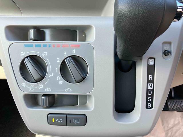 ミライースＸ　ＳＡIII　ワンオーナー走行距離無制限１２ヶ月保証付き　オーディオなし　バックカメラ付き　コーナーセンサー搭載　アイドリングストップ車　オートライト　オートハイビーム（大分県）の中古車