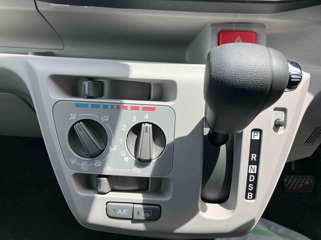 ミライースＸ　ＳＡIII　ワンオーナー走行距離無制限１２ヶ月保証付き　オーディオなし　バックカメラ付き　コーナーセンサー搭載　アイドリングストップ車　オートライト　オートハイビーム（大分県）の中古車
