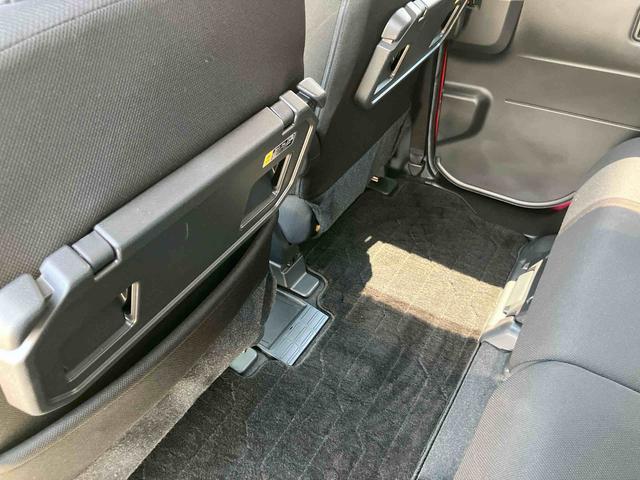 トールカスタムＧ　リミテッド　ＳＡIII　ワンオーナー走行距離無制限１２ヶ月保証付き　オートマチックハイビーム　ＢＴ　両側自動ドア　ＵＳＢ　ＬＥＤ　ＤＶＤ再生　盗難防止装置　ＥＴＣ　禁煙車　ナビ　ドラレコ　キーレス　スマートキー　エコアイドル　点検記録簿（大分県）の中古車
