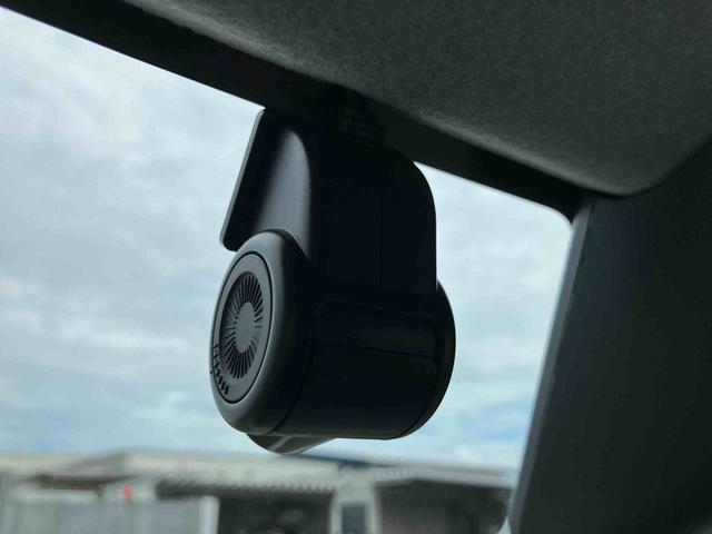 ムーヴキャンバスGメイクアップVS SAIII走行距離無制限12ヶ月保証付き 踏み間違え防止 リアカメラ ブルートゥースオーディオ 横滑り防止機能 カーナビ 禁煙 AHB DVD シートヒータ キーフリーシステム メモリーナビ USB接続 ABS(大分県)の中古車