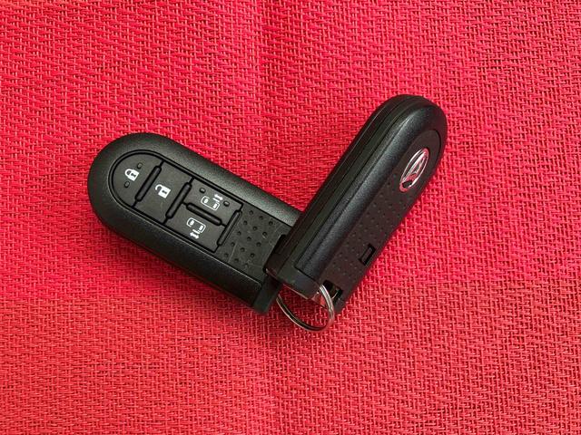 ムーヴキャンバスGメイクアップVS SAIII走行距離無制限12ヶ月保証付き 踏み間違え防止 リアカメラ ブルートゥースオーディオ 横滑り防止機能 カーナビ 禁煙 AHB DVD シートヒータ キーフリーシステム メモリーナビ USB接続 ABS(大分県)の中古車