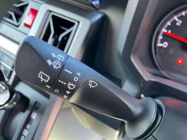 タフトＧ　ダーククロムベンチャー　ワンオーナー走行距離無制限１２ヶ月保証付き　１オ−ナ−　ＢＬＵＥＴＯＯＴＨ　ＵＳＢ　リアカメラ　オートマチックハイビーム　ＬＥＤライト　レーンキープアシスト　アイドリングＳ　キーフリー　記録簿　アルミ　ＡＵＸ（大分県）の中古車