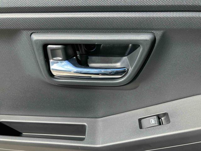 タフトＧ　ダーククロムベンチャー　ワンオーナー走行距離無制限１２ヶ月保証付き　１オ−ナ−　ＢＬＵＥＴＯＯＴＨ　ＵＳＢ　リアカメラ　オートマチックハイビーム　ＬＥＤライト　レーンキープアシスト　アイドリングＳ　キーフリー　記録簿　アルミ　ＡＵＸ（大分県）の中古車