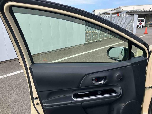 アクアクロスオーバー　グラム走行距離無制限１２ヶ月保証付き　Ａライト　ブルートゥースオーディオ　ＵＳＢ　セキュリティアラーム　点検記録簿　ナビ　ＡＨＢ　ＤＶＤ再生　メモリーナビ　ＥＴＣ　ドラレコ　アルミ　キーレス　ＡＢＳ（大分県）の中古車