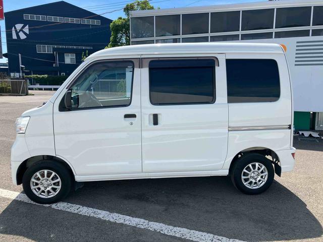 ハイゼットカーゴデラックスＳＡIII走行距離無制限１２ヶ月保証付き　４ｗｄ　ダブルエアバック　点検記録簿　エコアイドル　エアバック　禁煙　ＡＢＳ　スライドドア　セキュリティアラーム　ブレーキサポート（大分県）の中古車