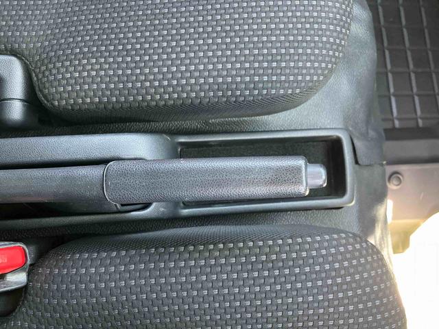 ハイゼットカーゴデラックスＳＡIII走行距離無制限１２ヶ月保証付き　４ｗｄ　ダブルエアバック　点検記録簿　エコアイドル　エアバック　禁煙　ＡＢＳ　スライドドア　セキュリティアラーム　ブレーキサポート（大分県）の中古車