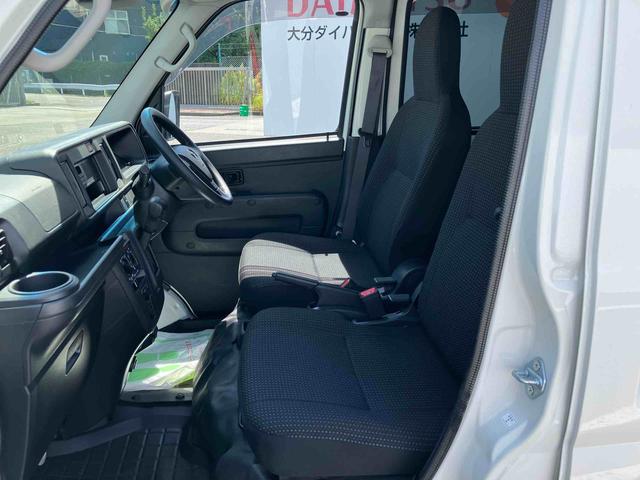 ハイゼットカーゴデラックスＳＡIII走行距離無制限１２ヶ月保証付き　４ｗｄ　ダブルエアバック　点検記録簿　エコアイドル　エアバック　禁煙　ＡＢＳ　スライドドア　セキュリティアラーム　ブレーキサポート（大分県）の中古車