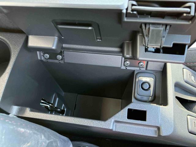 コペンセロ　Ｓ走行距離無制限１２ヶ月保証付き　ＡＷ　禁煙　１オーナー　キ−フリ−　盗難防止システム　運転席エアバッグ　ＡＢＳ　ターボエンジン　Ｗエアバック　インテリキー　ＥＳＣ　シートヒーター　バックカメラ　記録簿（大分県）の中古車