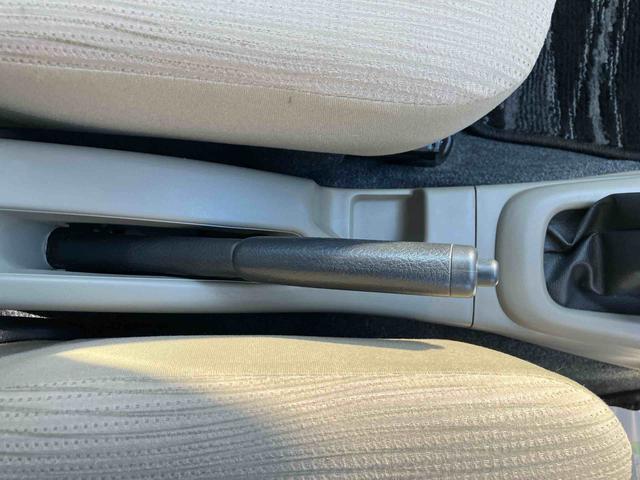 ミラＸスペシャル走行距離無制限１２ヶ月保証付き　ＣＤチューナー搭載　ミッション車　禁煙　ダブルエアバック　取説記録簿　ＡＢＳ　エアーバッグ（大分県）の中古車