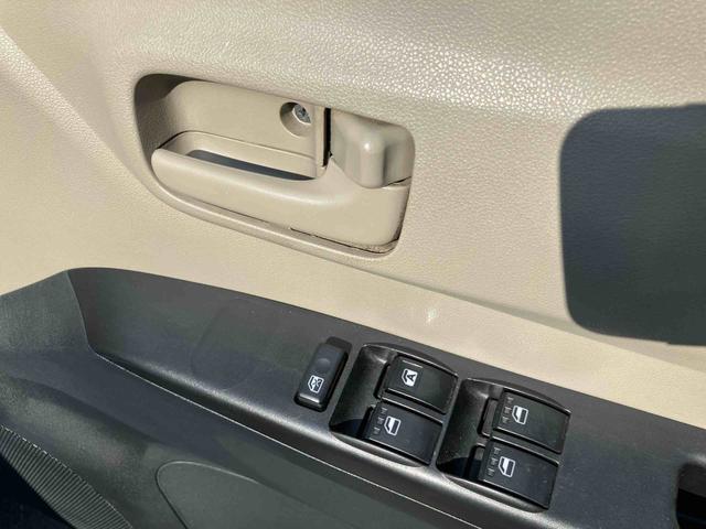 ミラＸスペシャル走行距離無制限１２ヶ月保証付き　ＣＤチューナー搭載　ミッション車　禁煙　ダブルエアバック　取説記録簿　ＡＢＳ　エアーバッグ（大分県）の中古車