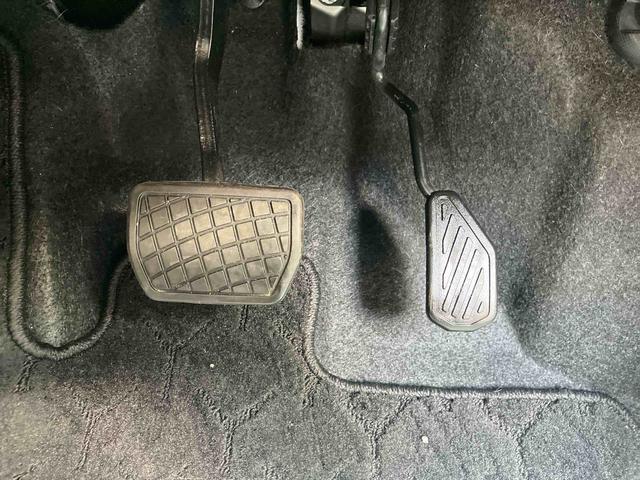 ロッキーG走行距離無制限12ヶ月保証付き アイストップ 追従走行 車線逸脱警告 ブルートゥース ETC車載器 イモビ USB タ−ボ 整備記録簿 誤発進抑制機能 AUTOライト オートマチックハイビーム ナビ(大分県)の中古車