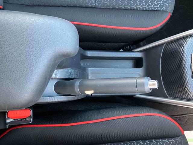 ロッキーG走行距離無制限12ヶ月保証付き アイストップ 追従走行 車線逸脱警告 ブルートゥース ETC車載器 イモビ USB タ−ボ 整備記録簿 誤発進抑制機能 AUTOライト オートマチックハイビーム ナビ(大分県)の中古車