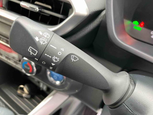 ロッキープレミアムＧ　ＨＥＶ走行距離無制限１２ヶ月保証付き　バックカメラ付き　追従式クルーズコントロール　ＵＳＢ接続　衝突被害軽減　盗難防止　Ｂｌｕｅｔｏｏｔｈ対応　衝突安全ボディ　ナビ付　アルミホイル　ＬＥＤライト　ＥＴＣ付（大分県）の中古車