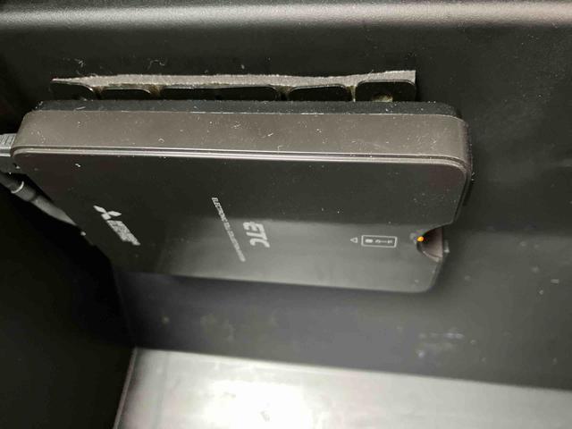 ロッキープレミアムＧ　ＨＥＶ走行距離無制限１２ヶ月保証付き　バックカメラ付き　追従式クルーズコントロール　ＵＳＢ接続　衝突被害軽減　盗難防止　Ｂｌｕｅｔｏｏｔｈ対応　衝突安全ボディ　ナビ付　アルミホイル　ＬＥＤライト　ＥＴＣ付（大分県）の中古車