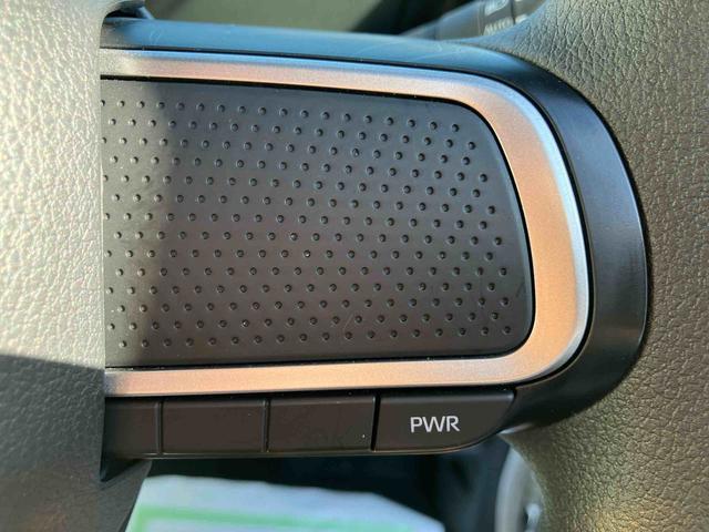 タントカスタムＸ走行距離無制限１２ヶ月保証付き　衝突軽減ブレーキ　車線逸脱防止　Ｂｌｕｅｔｏｏｔｈオーディオ　アイドリングストップ機能　Ｂカメラ　禁煙　盗難警報装置　ＬＥＤ　ＥＴＣ　キーレスエントリー　オートＬＥＤ（大分県）の中古車