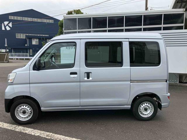 ハイゼットカーゴDX SAIII走行距離無制限12ヶ月保証付き 車線逸脱防止 横滑防止装置 両側スライド 記録簿あり デュアルエアバッグ エコアイドル セキュリティ オートマチックハイビーム 禁煙車 オートライト 運転席エアバッグ(大分県)の中古車