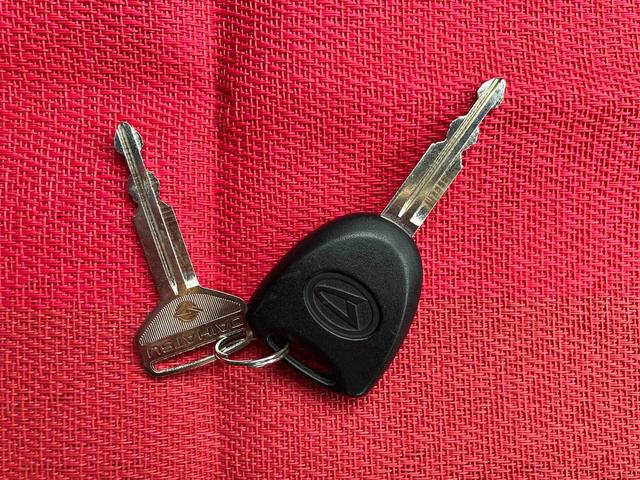 ハイゼットカーゴDX SAIII走行距離無制限12ヶ月保証付き 車線逸脱防止 横滑防止装置 両側スライド 記録簿あり デュアルエアバッグ エコアイドル セキュリティ オートマチックハイビーム 禁煙車 オートライト 運転席エアバッグ(大分県)の中古車