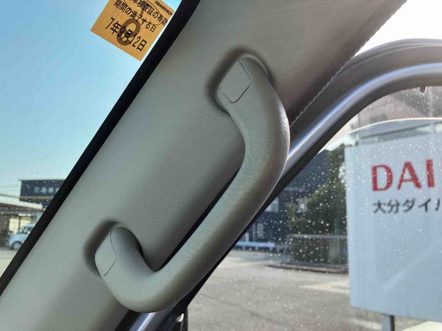 ハイゼットカーゴスペシャルＳＡIII走行距離無制限１２ヶ月保証付き　禁煙　アイドルストップ　左右スライドドア　Ｗエアバック　ＡＢＳ付き　盗難防止システム　オートライト　ナビ　エアバック　パワステ　エアコン付　点検記録簿　横滑り防止装置（大分県）の中古車