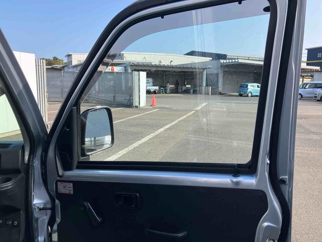 ハイゼットカーゴスペシャルＳＡIII走行距離無制限１２ヶ月保証付き　禁煙　アイドルストップ　左右スライドドア　Ｗエアバック　ＡＢＳ付き　盗難防止システム　オートライト　ナビ　エアバック　パワステ　エアコン付　点検記録簿　横滑り防止装置（大分県）の中古車