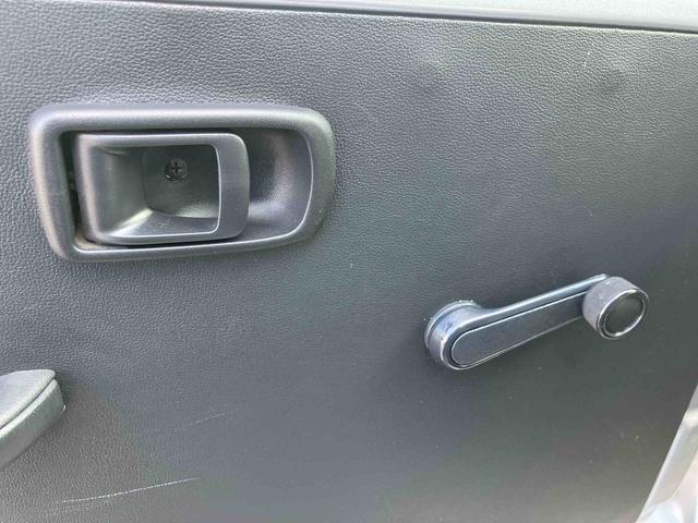 ハイゼットカーゴスペシャルＳＡIII走行距離無制限１２ヶ月保証付き　禁煙　アイドルストップ　左右スライドドア　Ｗエアバック　ＡＢＳ付き　盗難防止システム　オートライト　ナビ　エアバック　パワステ　エアコン付　点検記録簿　横滑り防止装置（大分県）の中古車