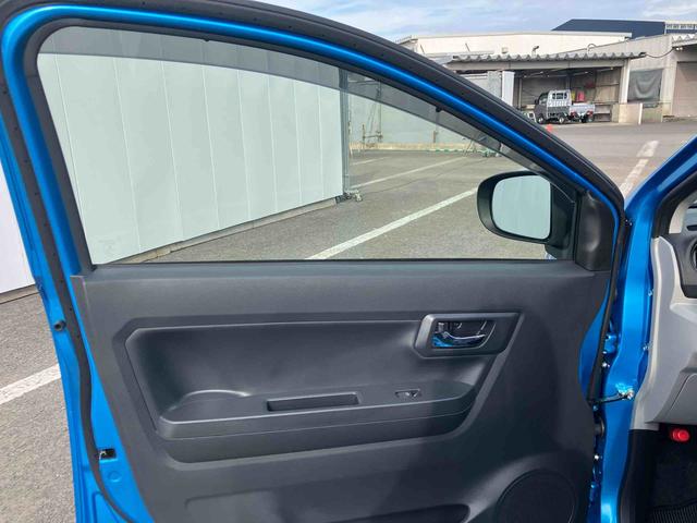 ミライースＸ　ＳＡIII　ワンオーナー走行距離無制限１２ヶ月保証付き　盗難防止アラーム　衝突回避支援ブレーキ機能　レーンキープアシスト　運転席助手席エアバック　Ｂカメ　横滑防止　点検記録簿付　１オーナー　ＬＥＤライト　オートハイビーム（大分県）の中古車