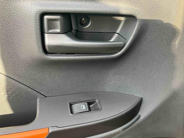 タントファンクロス ワンオーナー走行距離無制限12ヶ月保証付き 衝突軽減システム 両側オートドア シートヒータ 禁煙車 ワンオーナー オートLED レーンキープアシスト Bカメラ LEDヘットライト キーレスエントリー スマートキ−(大分県)の中古車