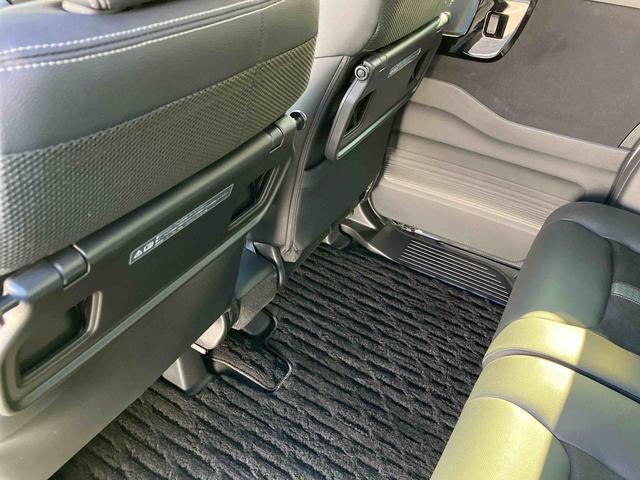 N−BOXカスタムLターボ走行距離無制限12ヶ月保証付き ナビ付 衝突軽減ブレーキサポート LEDヘッドライ ブルートゥース オートマチックハイビーム アルミ 禁煙 アイドリングS ターボエンジン AUX エアバック USB(大分県)の中古車