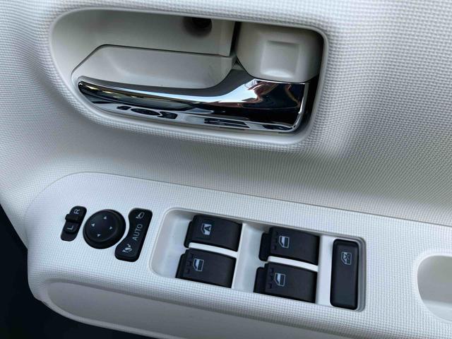 ムーヴキャンバスストライプスG ワンオーナー走行距離無制限12ヶ月保証付き アイドルストップ 禁煙 Bカメラ セキュリティアラーム スマートキープッシュスタート Sヒーター キーフリーキー ワンオーナー車 LEDライト 車線逸脱警報 安全ボディ(大分県)の中古車