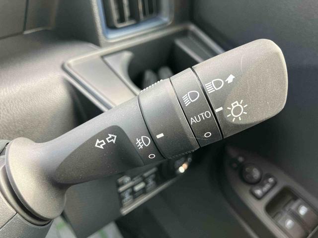 タントカスタムRS ワンオーナー走行距離無制限12ヶ月保証付き 両側パワスライドドア レーンキープA ISTOP 運転席シートヒーター オートLED ターボエンジン 禁煙 LEDライト 1オーナー オートライト キーフリー 記録簿(大分県)の中古車