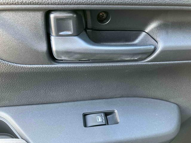 ムーヴＸ　ワンオーナー走行距離無制限１２ヶ月保証付き　ディスプレイオーディオ　バックカメラ　ステアリングスイッチ　オートライト　オートハイビーム　オートエアコン　アイドリングストップ車　両側スライドドア（大分県）の中古車