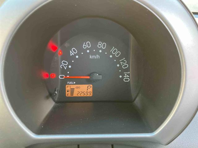 ハイゼットカーゴデラックスリミテッド走行距離無制限１２ヶ月保証付き　エアバッグ　禁煙車　助手席エアバック　ＡＢＳ　記録簿　両側スライドドア　盗難防止（大分県）の中古車