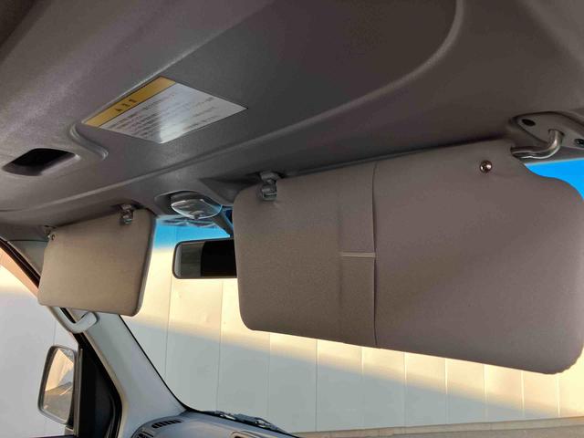 ハイゼットカーゴデラックスリミテッド走行距離無制限１２ヶ月保証付き　エアバッグ　禁煙車　助手席エアバック　ＡＢＳ　記録簿　両側スライドドア　盗難防止（大分県）の中古車