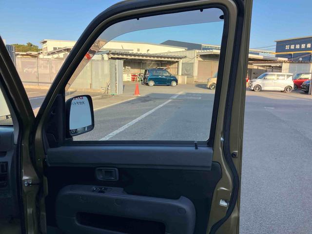ハイゼットカーゴデラックスリミテッド走行距離無制限１２ヶ月保証付き　エアバッグ　禁煙車　助手席エアバック　ＡＢＳ　記録簿　両側スライドドア　盗難防止（大分県）の中古車