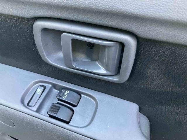 ハイゼットカーゴデラックスリミテッド走行距離無制限１２ヶ月保証付き　エアバッグ　禁煙車　助手席エアバック　ＡＢＳ　記録簿　両側スライドドア　盗難防止（大分県）の中古車